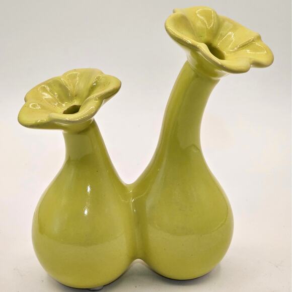 Vintage Chartreuse Double Bulb Flower Bud Vase Quirky Glazed Pottery Home Decor - Picture 6 of 6